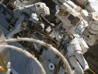 1-astronauti-afara-iss