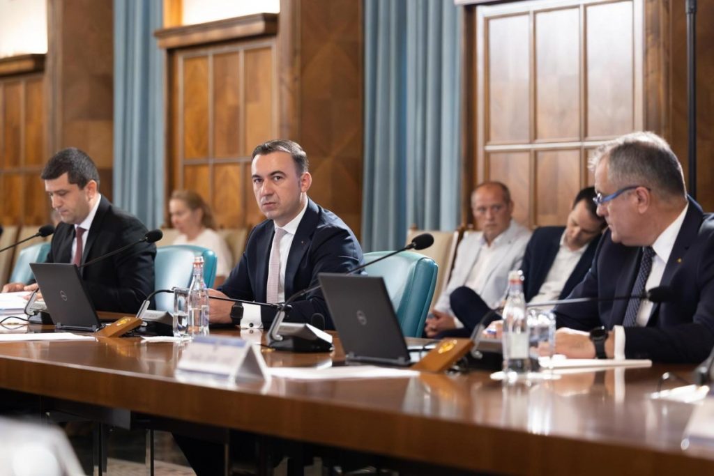 media-175337612946320000-1