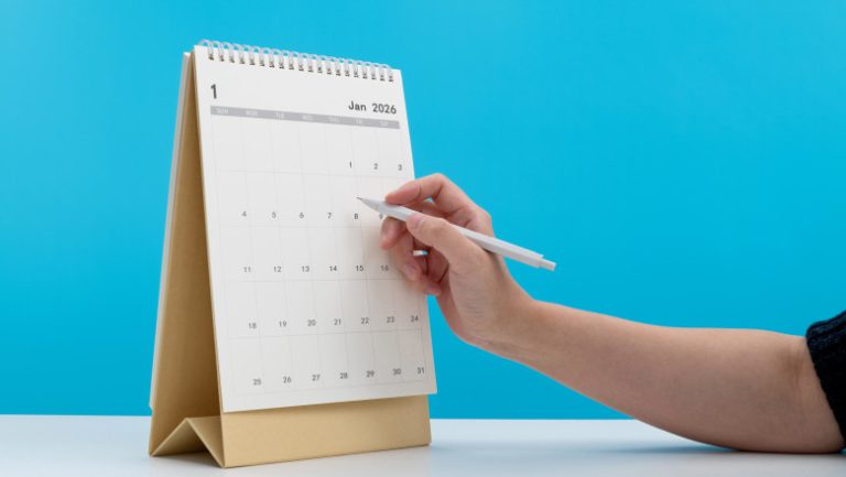 zile-libere-in-2026-pentru-romani-in-ce-perioade-isi-pot-planifica-angajatii-concediu-suplimentar_688efbf1d143b